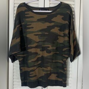 New York & Company Dolman Sleeve Camouflage Sweater, Size XL, 3/4 Sleeves